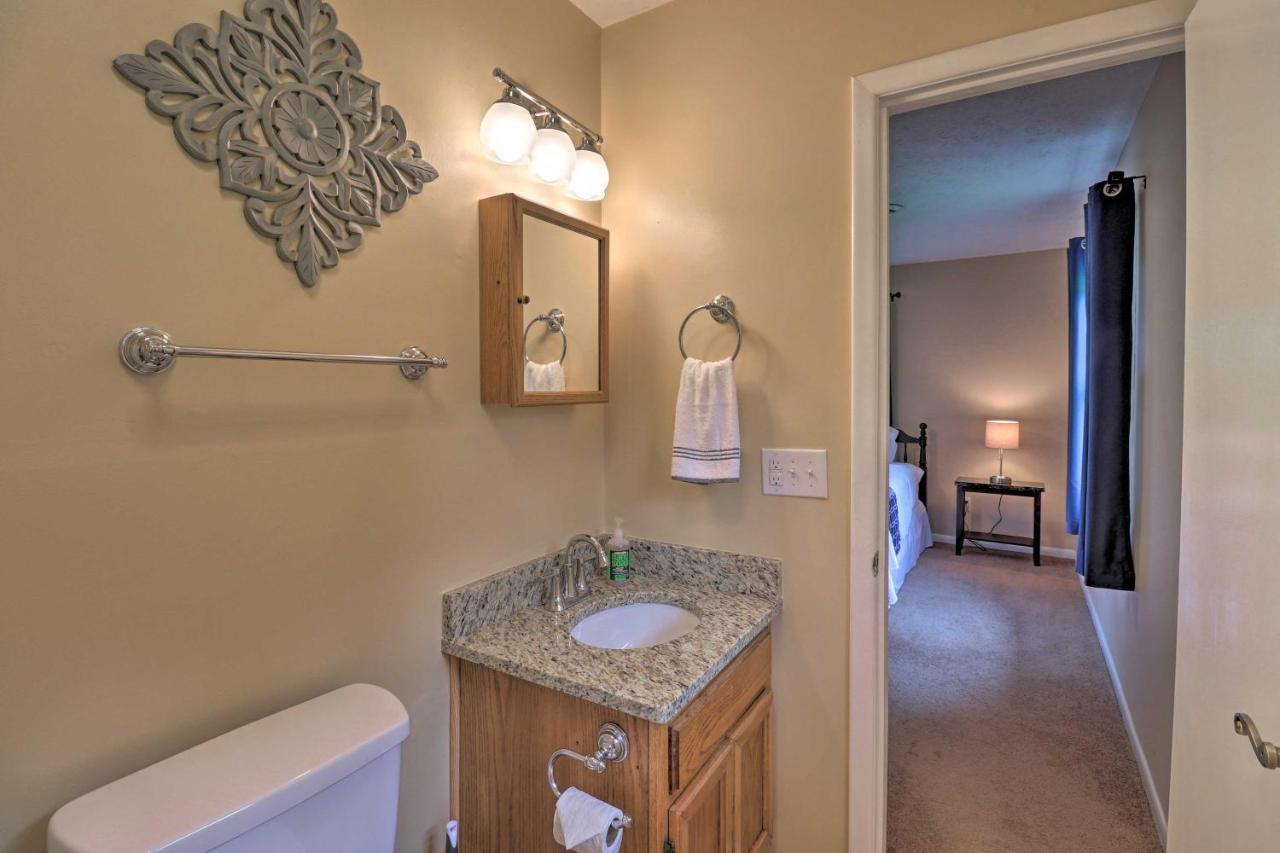 Hendersonville Home With Fire Pit 5 Mi To Downtown! Ngoại thất bức ảnh